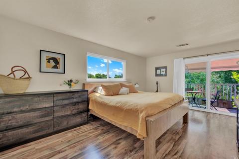 692 E L St, Benicia, CA 94510 photo 20