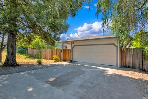 692 E L St, Benicia, CA 94510 photo 2