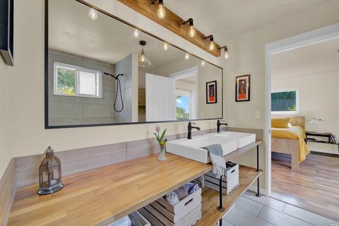 692 E L St, Benicia, CA 94510 photo 23