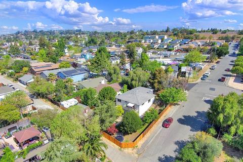 692 E L St, Benicia, CA 94510 photo 39