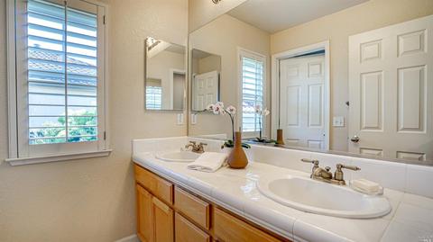 19 Moore Rd, Novato, CA 94949 photo 32