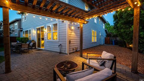 19 Moore Rd, Novato, CA 94949 photo 4