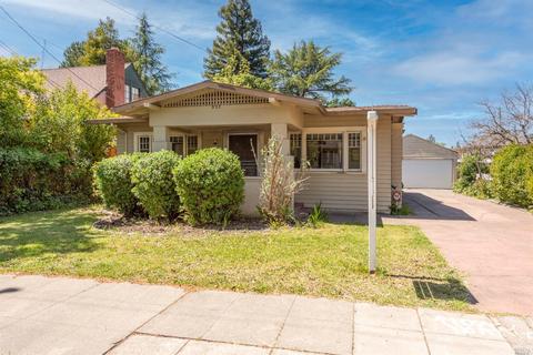 927 Wright St, Santa Rosa, CA 95404 photo 1