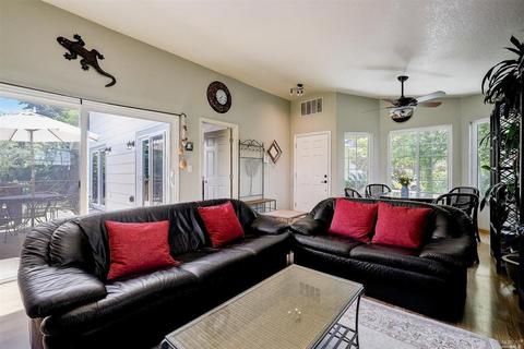 640 Topsail Dr, Vallejo, CA 94591 photo 6