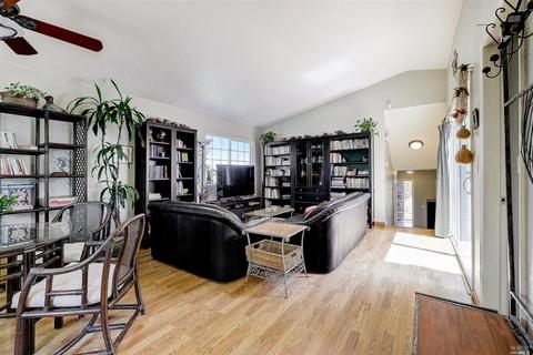 640 Topsail Dr, Vallejo, CA 94591 photo 13