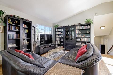 640 Topsail Dr, Vallejo, CA 94591 photo 5
