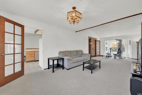 758 Ash Ct, Fairfield, CA 94533 photo 6