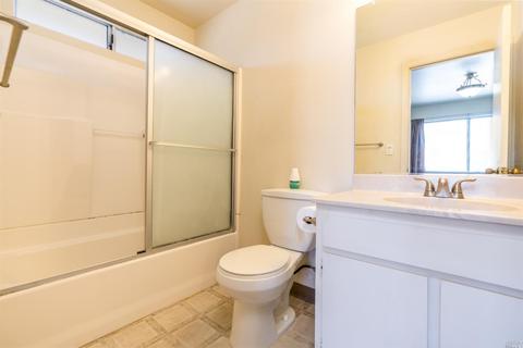208 Main Cir, Ukiah, CA 95482 photo 15