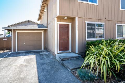 208 Main Cir, Ukiah, CA 95482 photo 3