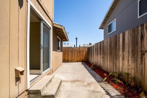 208 Main Cir, Ukiah, CA 95482 photo 16