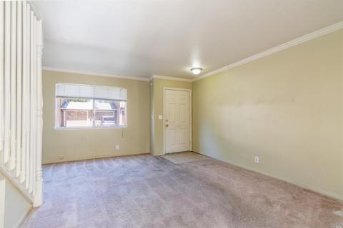 208 Main Cir, Ukiah, CA 95482 photo 4