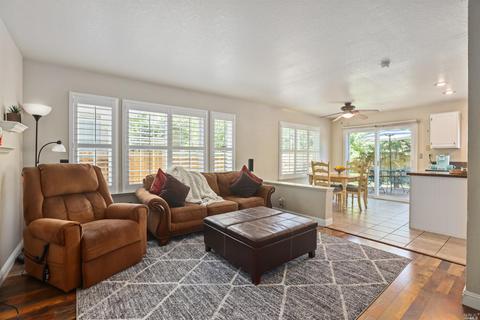 557 Bald Eagle Dr, Vacaville, CA 95688 photo 16