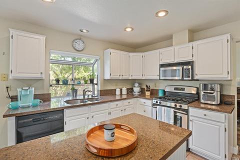 557 Bald Eagle Dr, Vacaville, CA 95688 photo 24