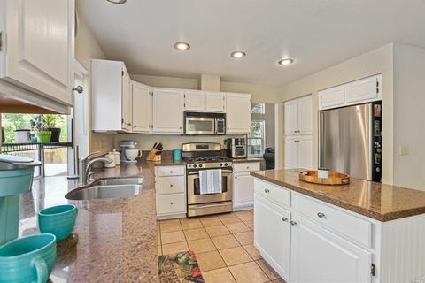 557 Bald Eagle Dr, Vacaville, CA 95688 photo 25