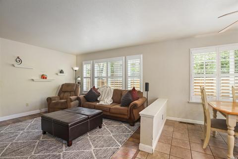 557 Bald Eagle Dr, Vacaville, CA 95688 photo 17
