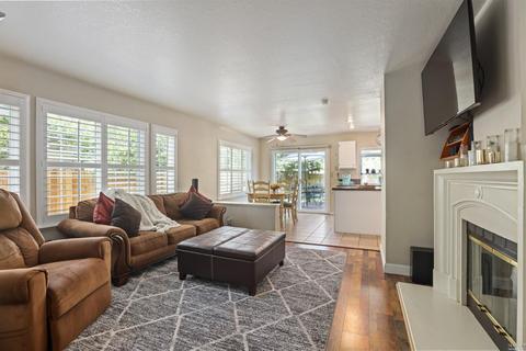 557 Bald Eagle Dr, Vacaville, CA 95688 photo 13