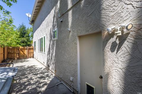 557 Bald Eagle Dr, Vacaville, CA 95688 photo 40