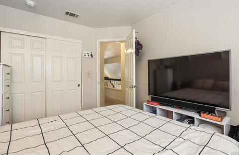 557 Bald Eagle Dr, Vacaville, CA 95688 photo 34