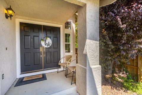 557 Bald Eagle Dr, Vacaville, CA 95688 photo 3