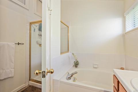 557 Bald Eagle Dr, Vacaville, CA 95688 photo 31