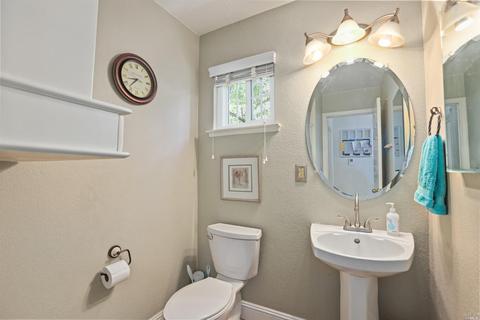 557 Bald Eagle Dr, Vacaville, CA 95688 photo 11