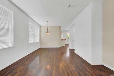 858 Walden Ct, Fairfield, CA 94533 photo 23