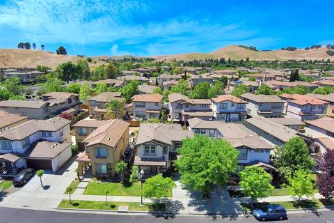 858 Walden Ct, Fairfield, CA 94533 photo 1