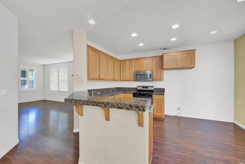 858 Walden Ct, Fairfield, CA 94533 photo 33