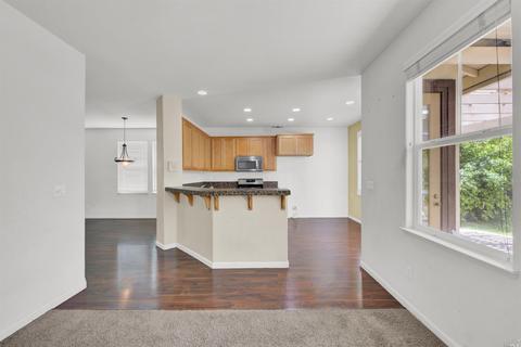 858 Walden Ct, Fairfield, CA 94533 photo 32