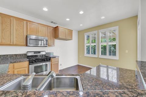858 Walden Ct, Fairfield, CA 94533 photo 42