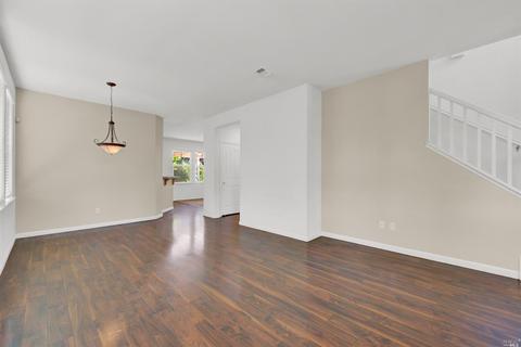858 Walden Ct, Fairfield, CA 94533 photo 24