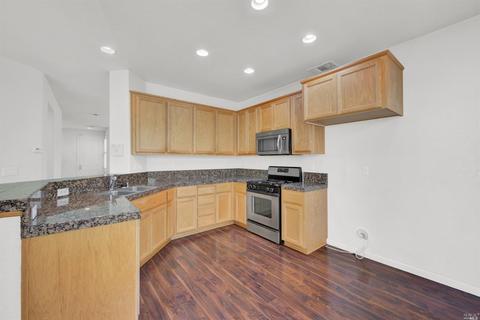 858 Walden Ct, Fairfield, CA 94533 photo 34