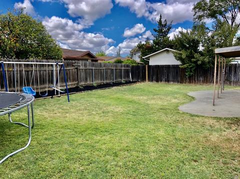 415 Calmace Dr, Dixon, CA 95620 photo 25