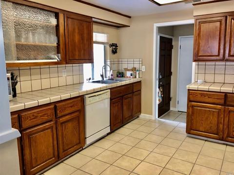 415 Calmace Dr, Dixon, CA 95620 photo 6
