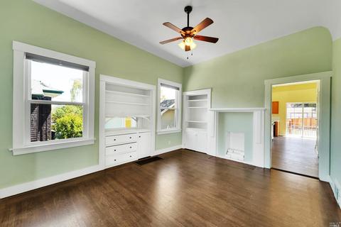 939 Kentucky St, Vallejo, CA 94590 photo 4
