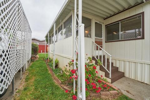 8182 E St, Windsor, CA 95492 photo 3