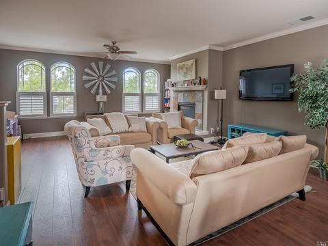 232 Windsor River Rd, Windsor, CA 95492 photo 1