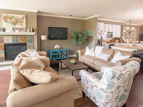 232 Windsor River Rd, Windsor, CA 95492 photo 2