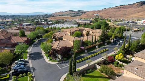 7520 King Leopold Ct, Vallejo, CA 94591 photo 2