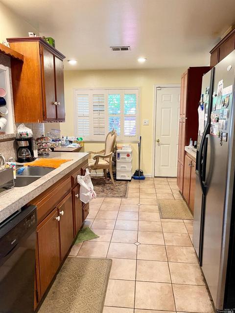 1106 Elliott Dr, Vallejo, CA 94589 photo 5