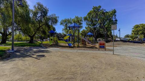 2645 Marigold Dr, Fairfield, CA 94533 photo 36