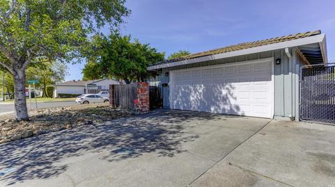 2645 Marigold Dr, Fairfield, CA 94533 photo 2
