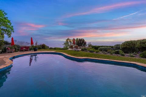 6975 Eagle Ridge Rd, Penngrove, CA 94951 photo 2