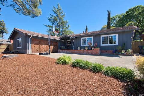 3 Devonshire Dr, Novato, CA 94947 photo 1