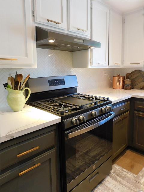 893 Professional Dr, Napa, CA 94558 photo 11