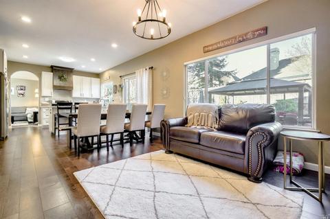 312 Jessie Ct, Windsor, CA 95492 photo 9