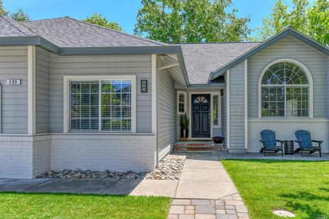 400 Skylark St, Windsor, CA 95492 photo 2