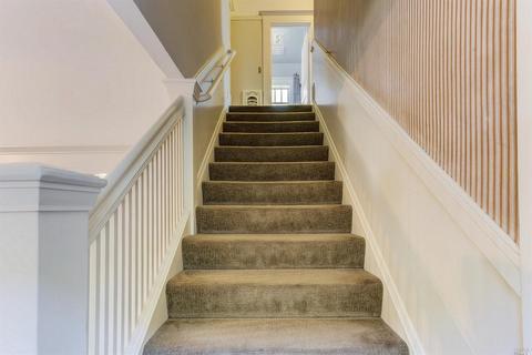 2446 Encinal Ave, Alameda, CA 94501 photo 13
