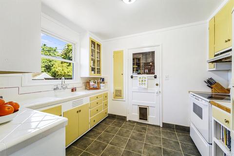 527 Jennings Ave, Vallejo, CA 94591 photo 15