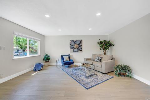 269 Circle Dr, Vacaville, CA 95688 photo 14